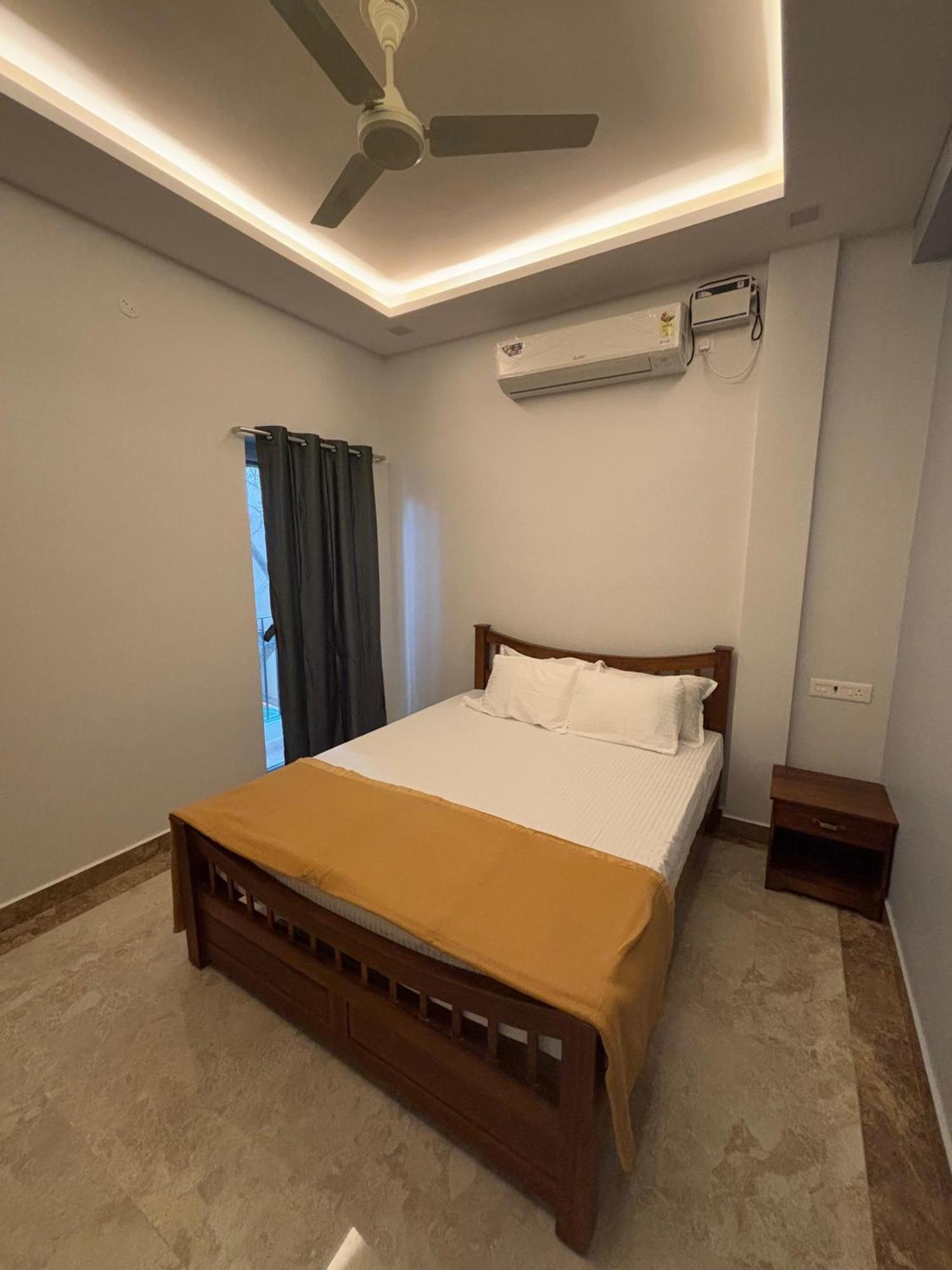 Srirangam Nandavanam Service Apartments Tiruchirappalli Exterior foto