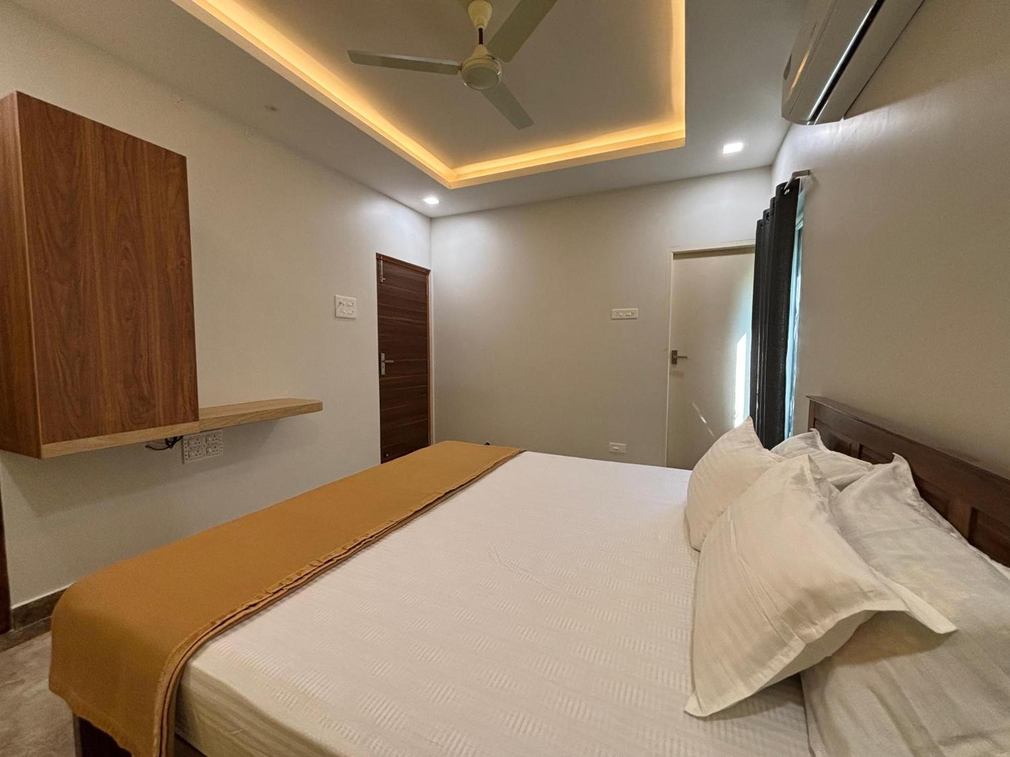 Srirangam Nandavanam Service Apartments Tiruchirappalli Exterior foto