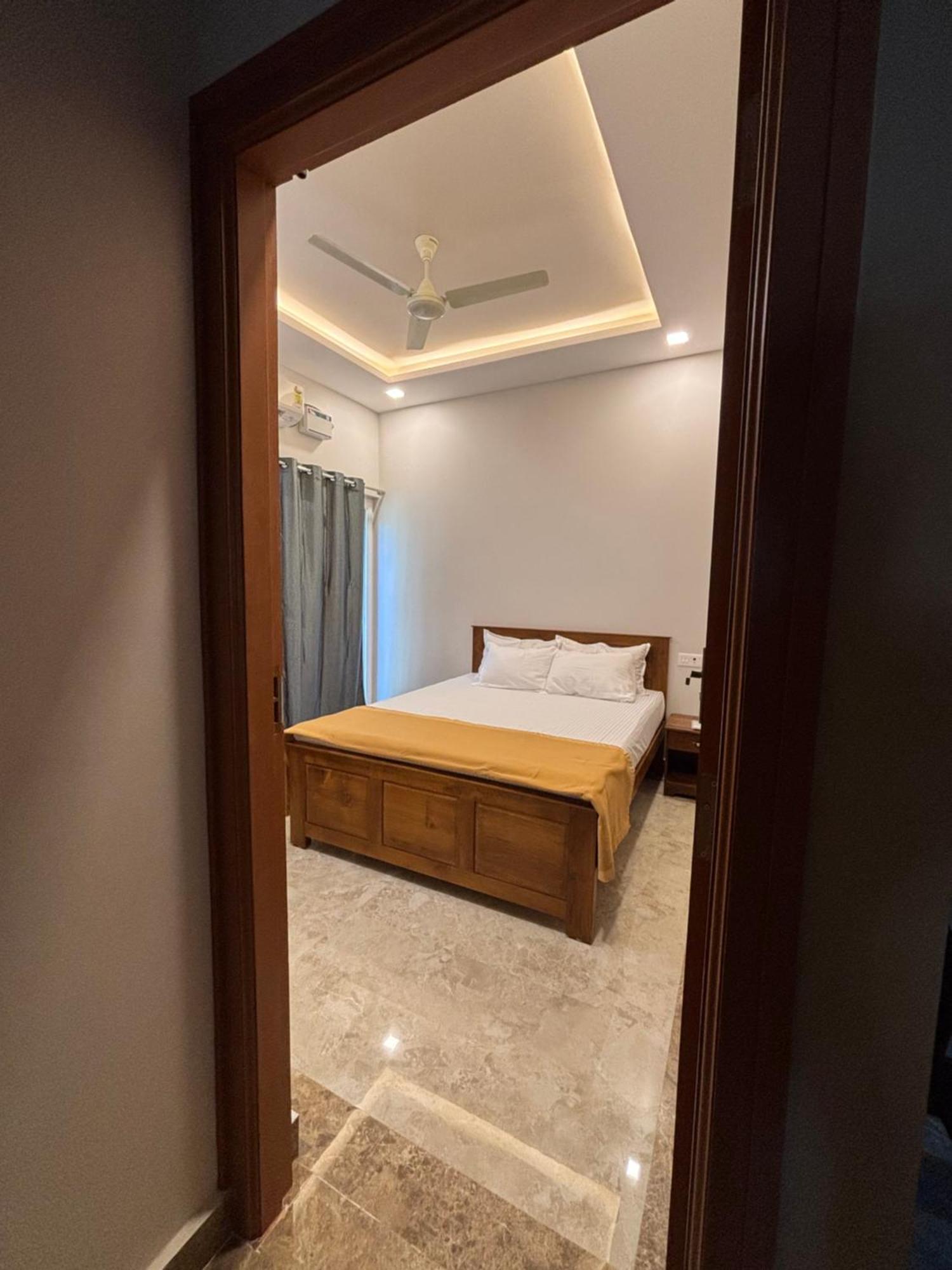 Srirangam Nandavanam Service Apartments Tiruchirappalli Exterior foto